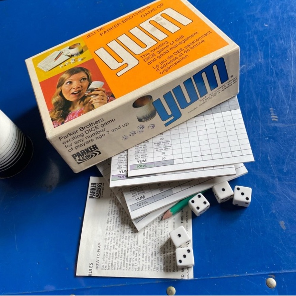 Vintage 1960 Parker Brothers Yum Dice Game - English Version